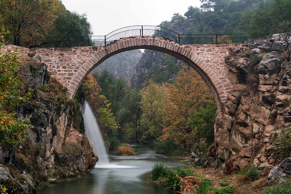 Uşak bridge